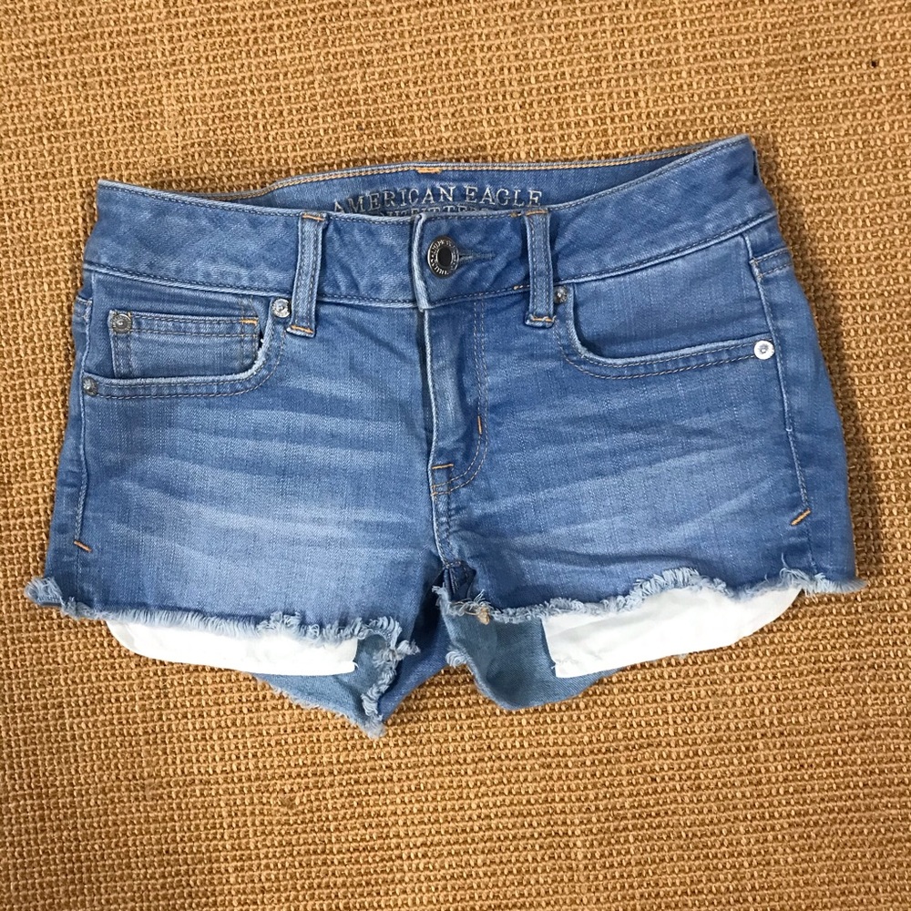 American Eagle Outfitters Jean Shorts - Size 2